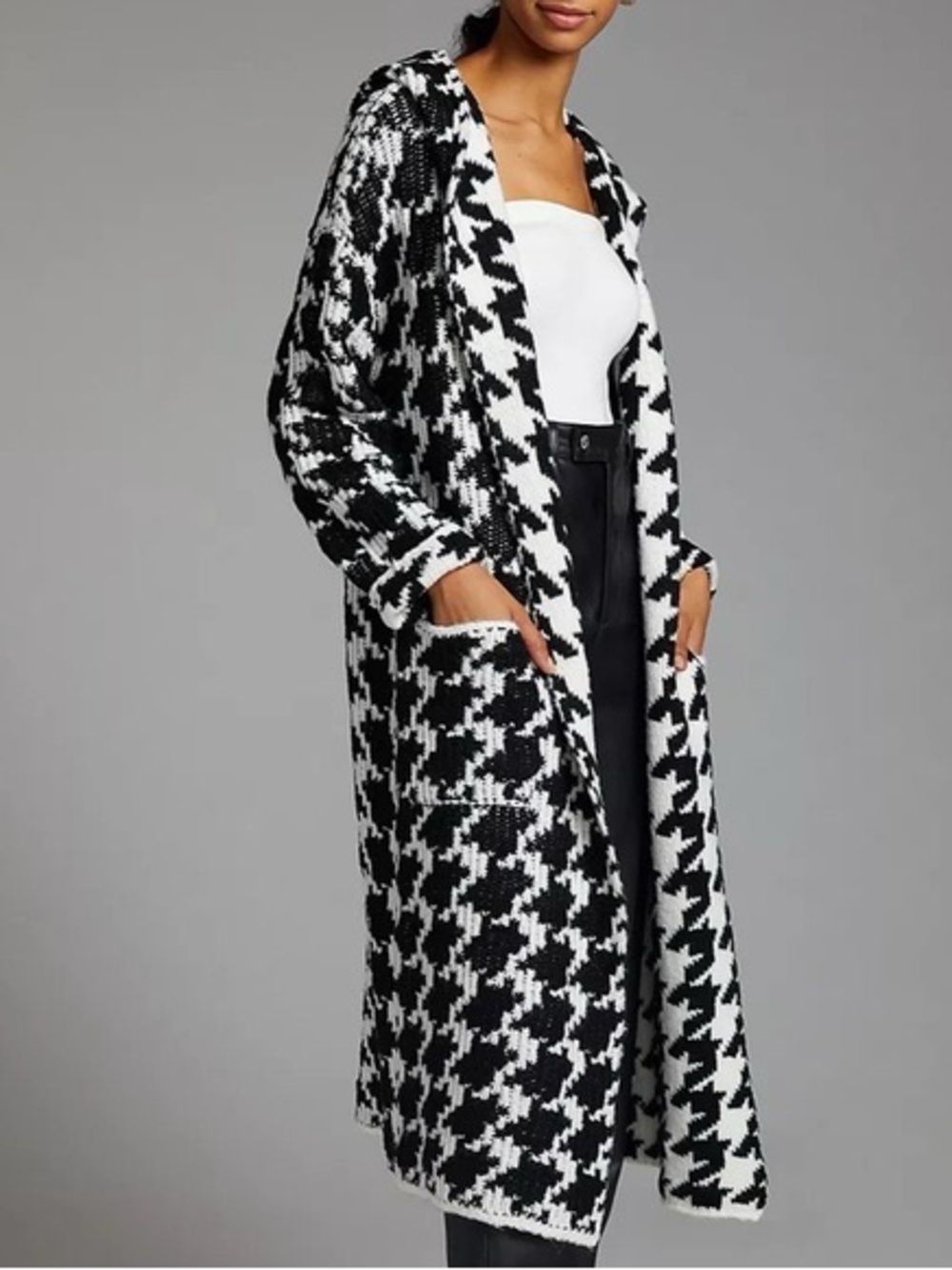 John + Jenn Anthropologie Black and White Houndstooth Long Open Cardigan Coat